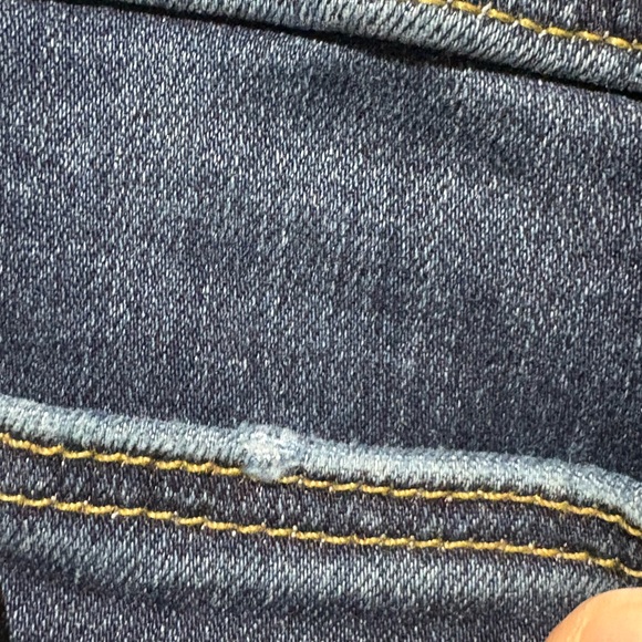 Wrangler women’s high rise skinny Indigo Jeans - Picture 9 of 9